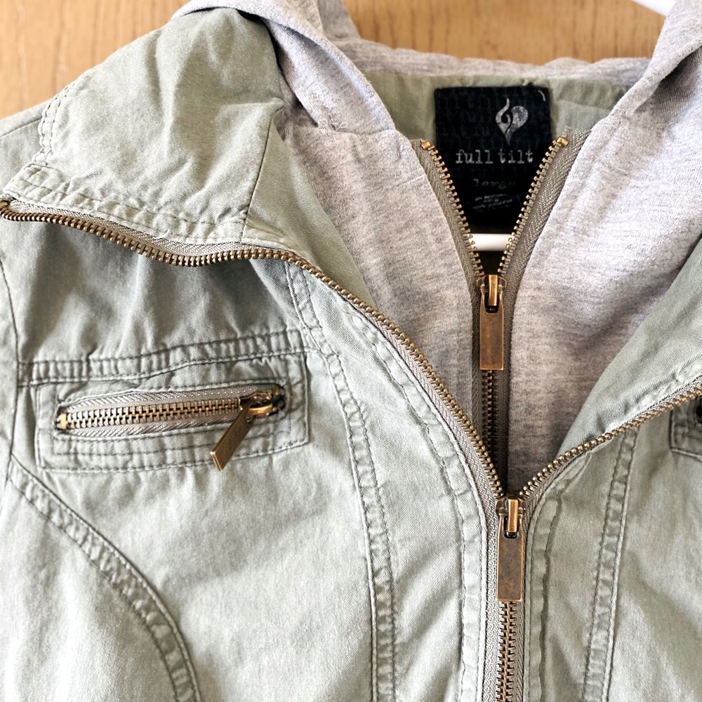 Full Tilt Light Jacket Cropped Double Zipper Green - Picture 2 of 4